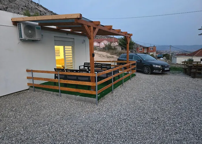 Sunny Oasis Mostar